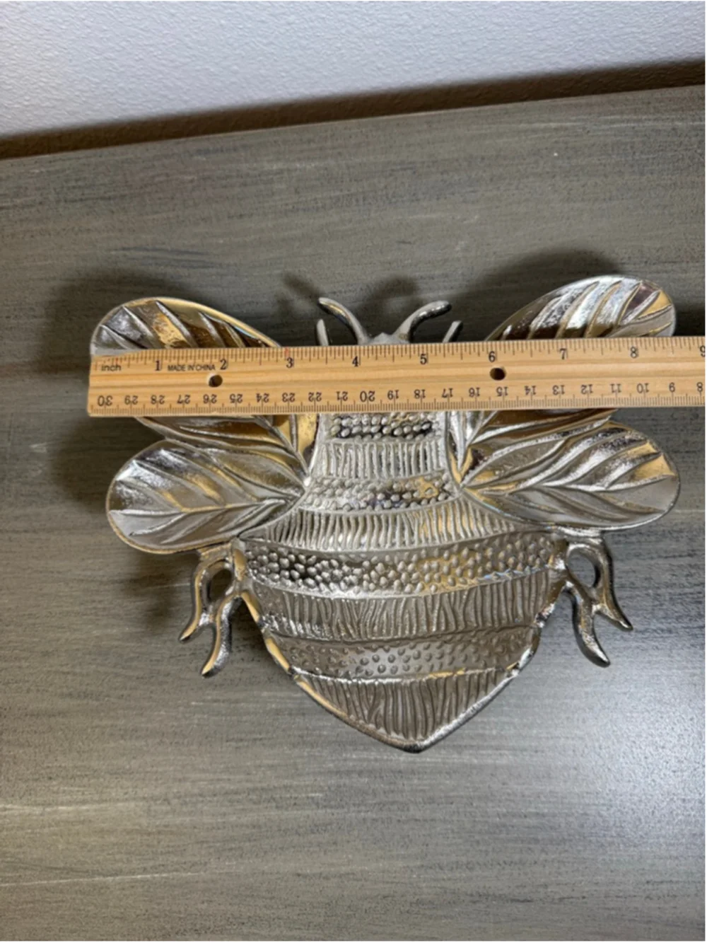 Culinary Concepts Large Silver Finish Bee Trinket Dish - Picture 3 of 5